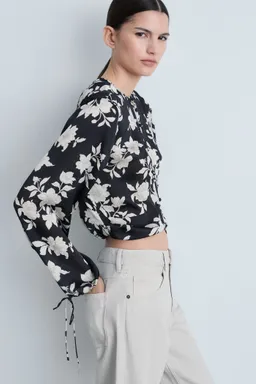 Blusa estampado floral de Mango en Blusas para argentina