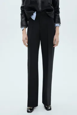 Pantalón recto con pinzas de Mango en Pantalones para argentina
