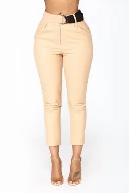 Pantalones present tense de Fashion Nova en Pantalones para argentina
