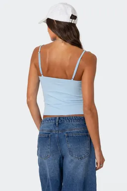Musculosa henley canalé de Edikted en Tops para argentina