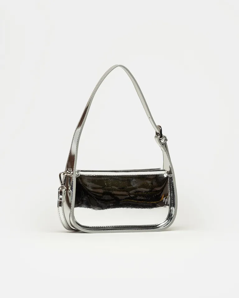 Cartera de Hombro Leaf en Efecto Cuero Charol Negro - Diseño Rígido y Estructurado de Prüne en Bolsos y Carteras para argentina