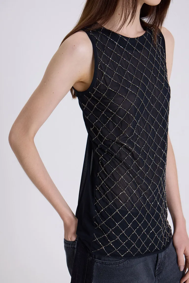 Top de malla bordado negro con detalles brillantes para mujer de Maria Cher en Tops para argentina