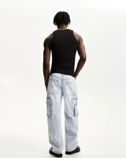 Jeans holgados cargo de Bershka en Pantalones para argentina
