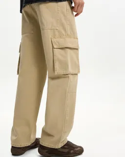 Jeans holgados cargo de Bershka en Pantalones para argentina