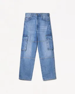 Jeans holgados cargo de Bershka en Pantalones para argentina
