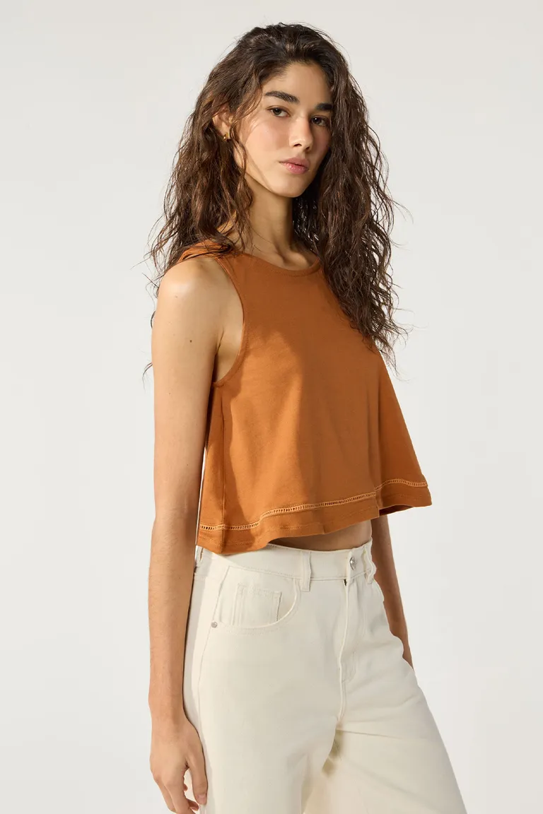 Musculosa escote redondo en color ocre para mujer de Cuesta Blanca en Tops para argentina