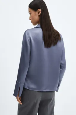 Camisa satinada con botones de Mango en Camisas para argentina