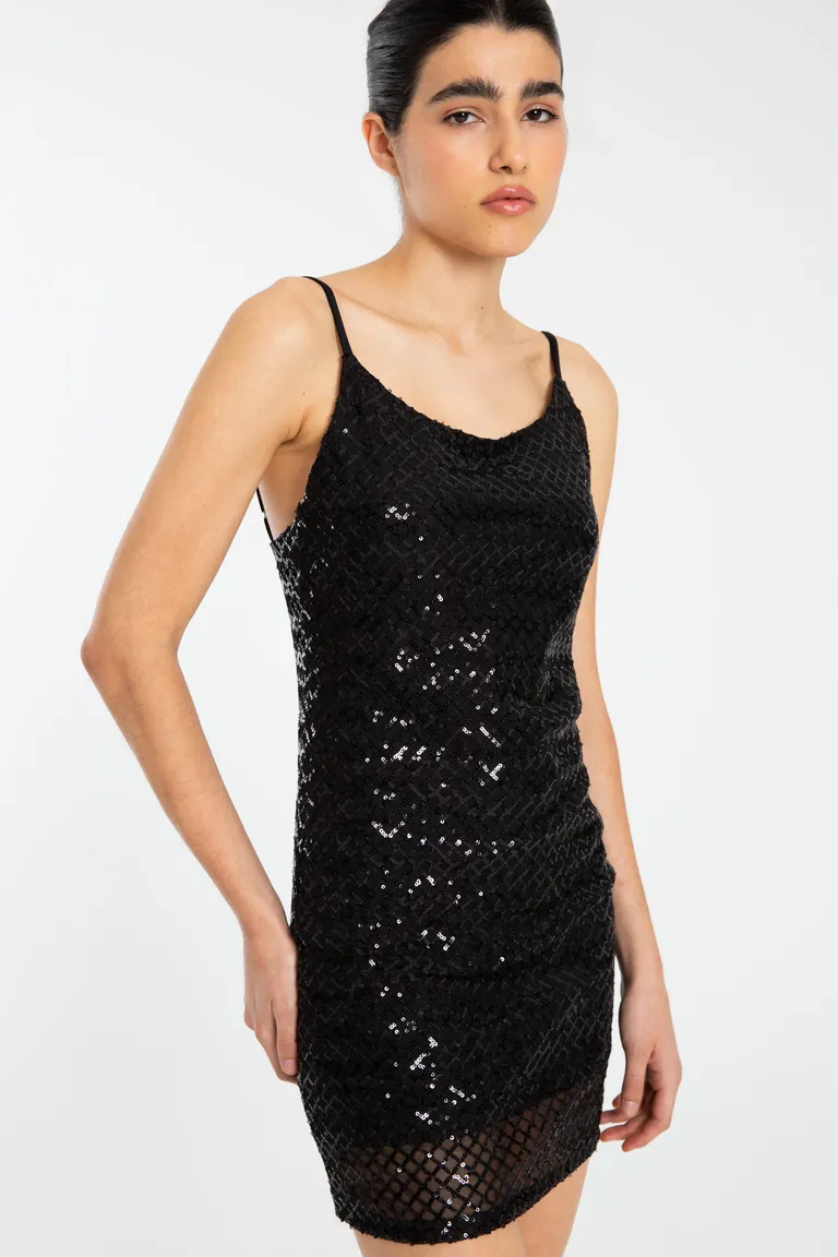 Vestido ajustado de lentejuelas, diseño modular sobre las rodillas de Naíma en Vestidos para argentina