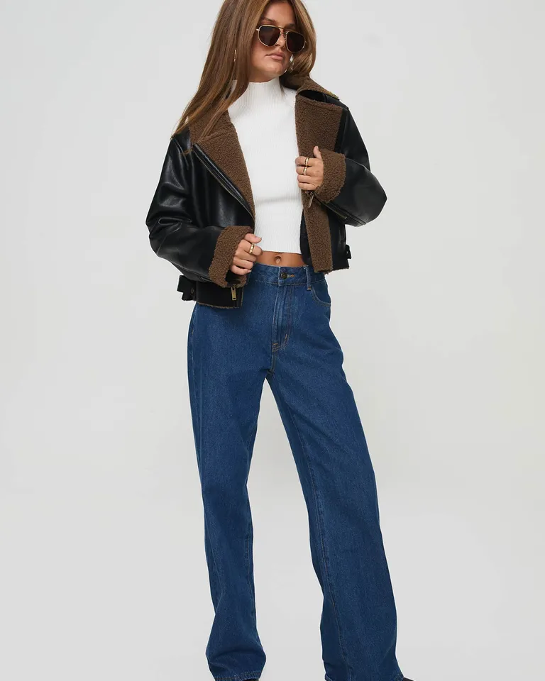 Campera cuero sintético corderito negro de Princess Polly en Chaquetas para argentina