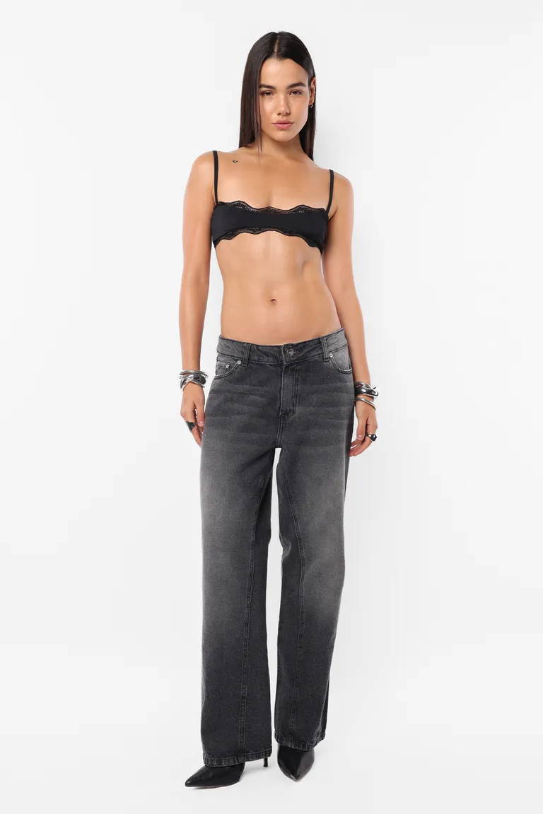 Pantalón denim de tiro medio con detalles metálicos y lavado artesanal de Top White en Pantalones para argentina