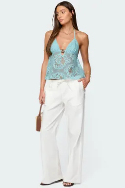Top halter babydoll crochet transparente de Edikted en Tops para argentina