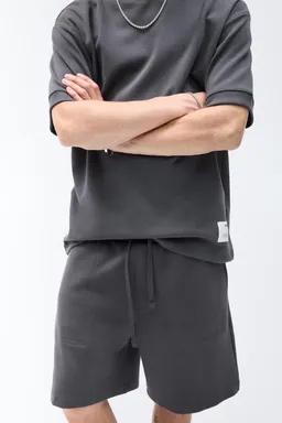 Bermuda chándal interlock de Pull&Bear en Bermudas y Shorts para argentina