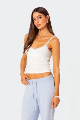 Musculosa encaje amilia de Edikted en Tops para argentina