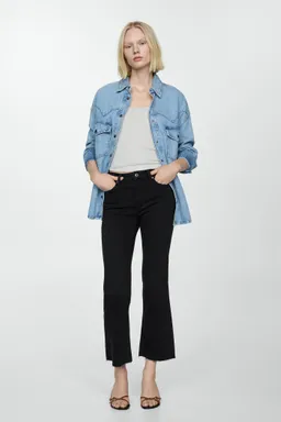 Jeans sienna flare cortos de Mango en Pantalones para argentina
