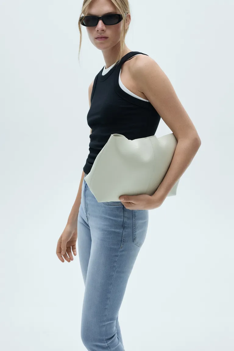 Jeans capri con aberturas de Mango en Pantalones para argentina