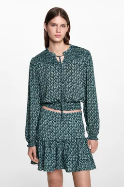 Falda estampada con volantes de Mango Teen en Faldas para argentina