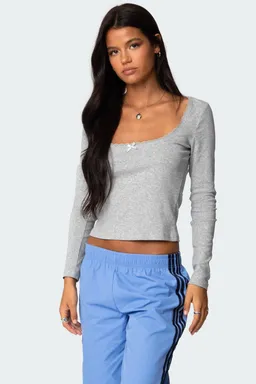 Remera mora ribbed con encaje de Edikted en Remeras para argentina