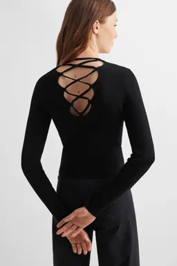 Top canalé espalda descubierta de Mango Teen en Tops para argentina