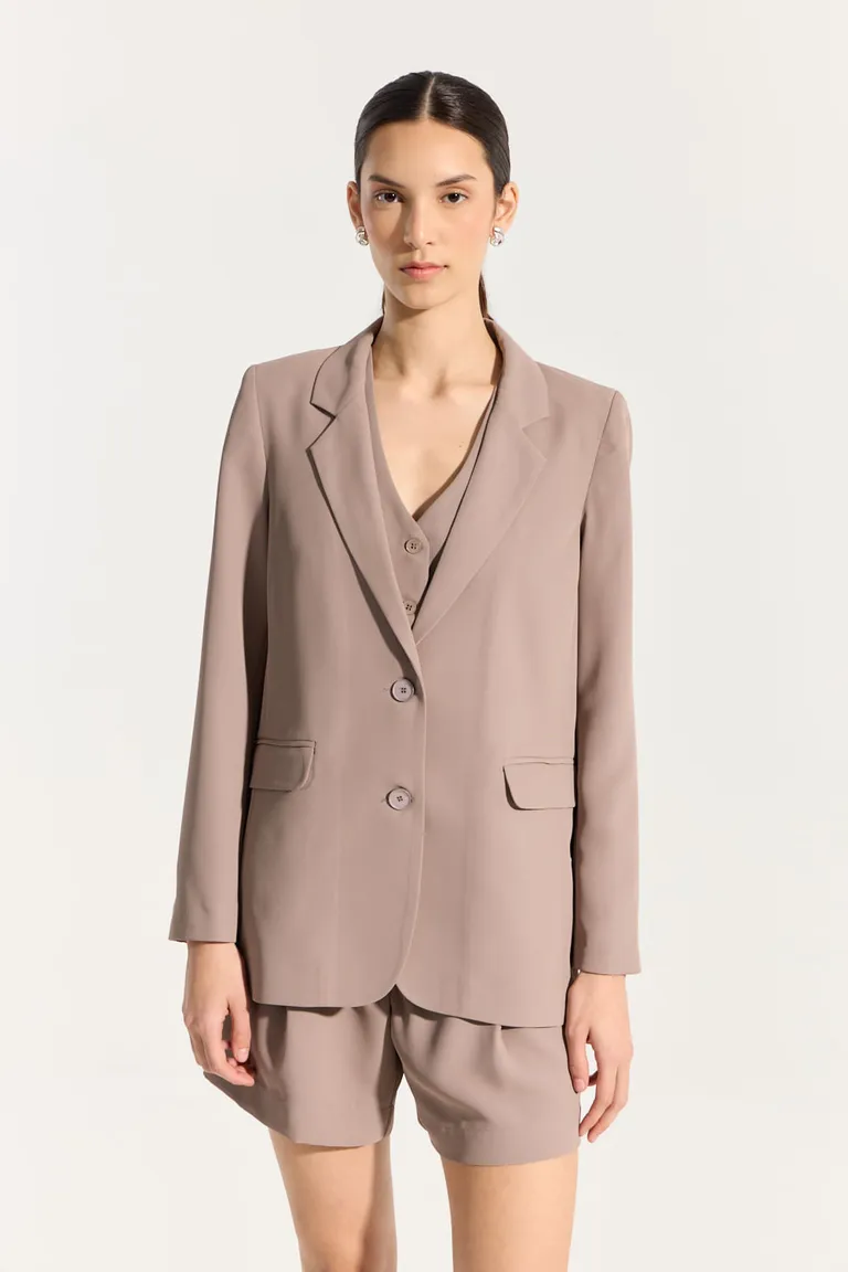 Blazer de corte recto y largo modular para un look elegante y casual de Portsaid en Blazers para argentina