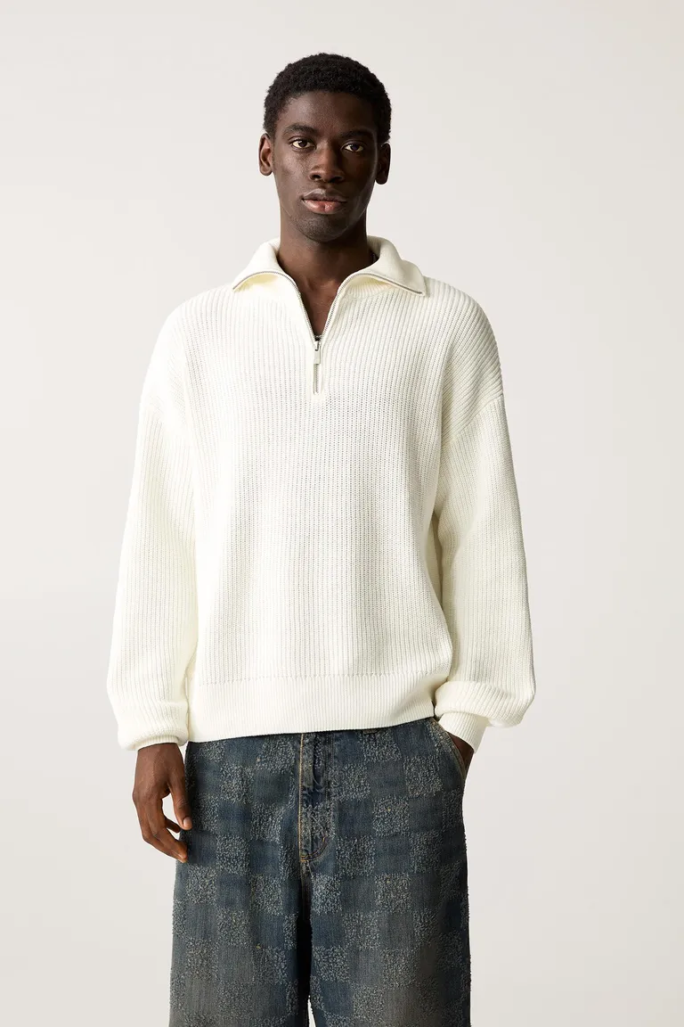 Sweater cuello cremallera de Pull&Bear en Buzos y Sweaters para argentina