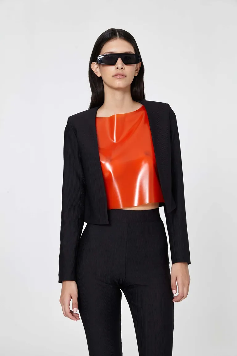 Blazer modular de tela de punto en color negro para mujer de Naíma en Blazers para argentina