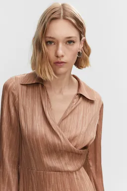 Vestido camisero satinado de Mango en Vestidos para argentina