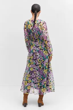 Vestido floral con textura de Mango en Vestidos para argentina