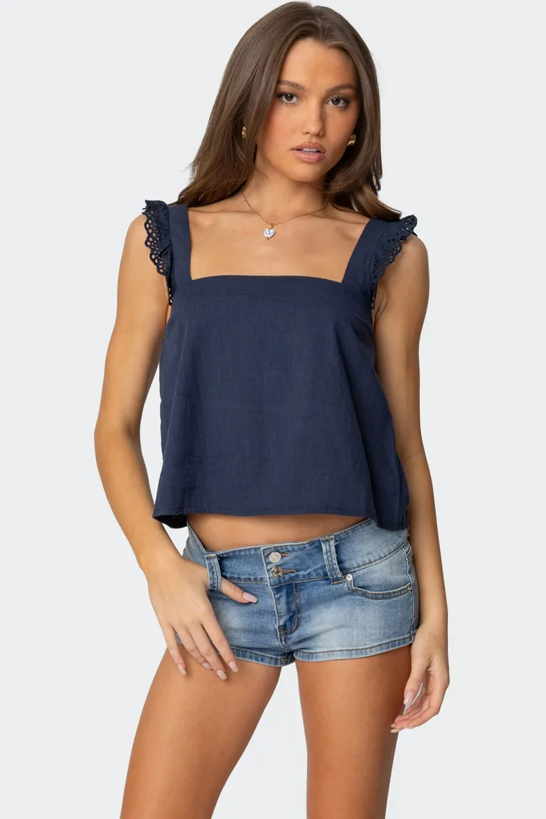 Top estilo lino viviana de Edikted en Tops para argentina