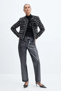 Chaqueta tweed con maxi flor de Mango en Chaquetas para argentina