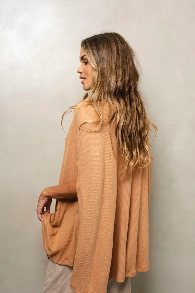 Poncho elegante de Belle en Capas y Ponchos para argentina