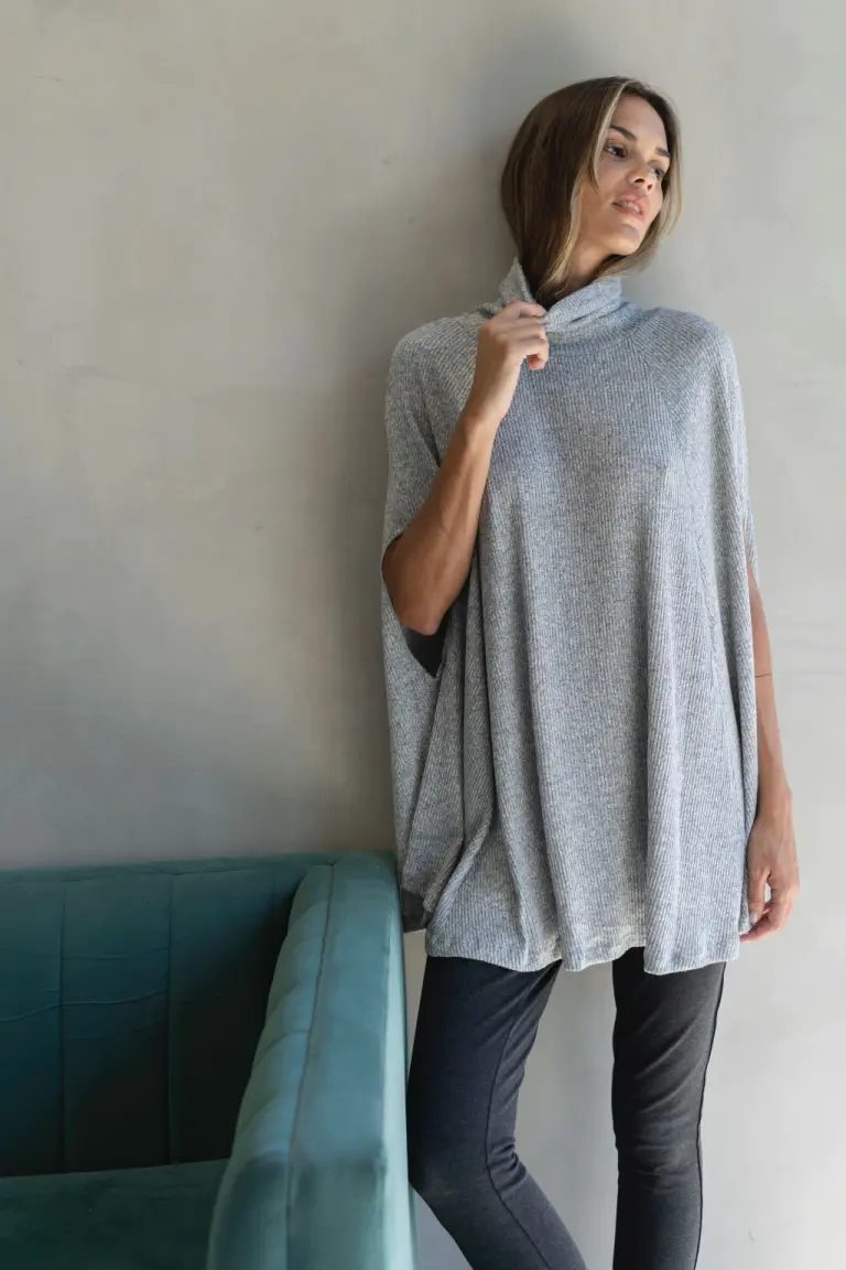 Poncho elegante de Belle en Capas y Ponchos para argentina