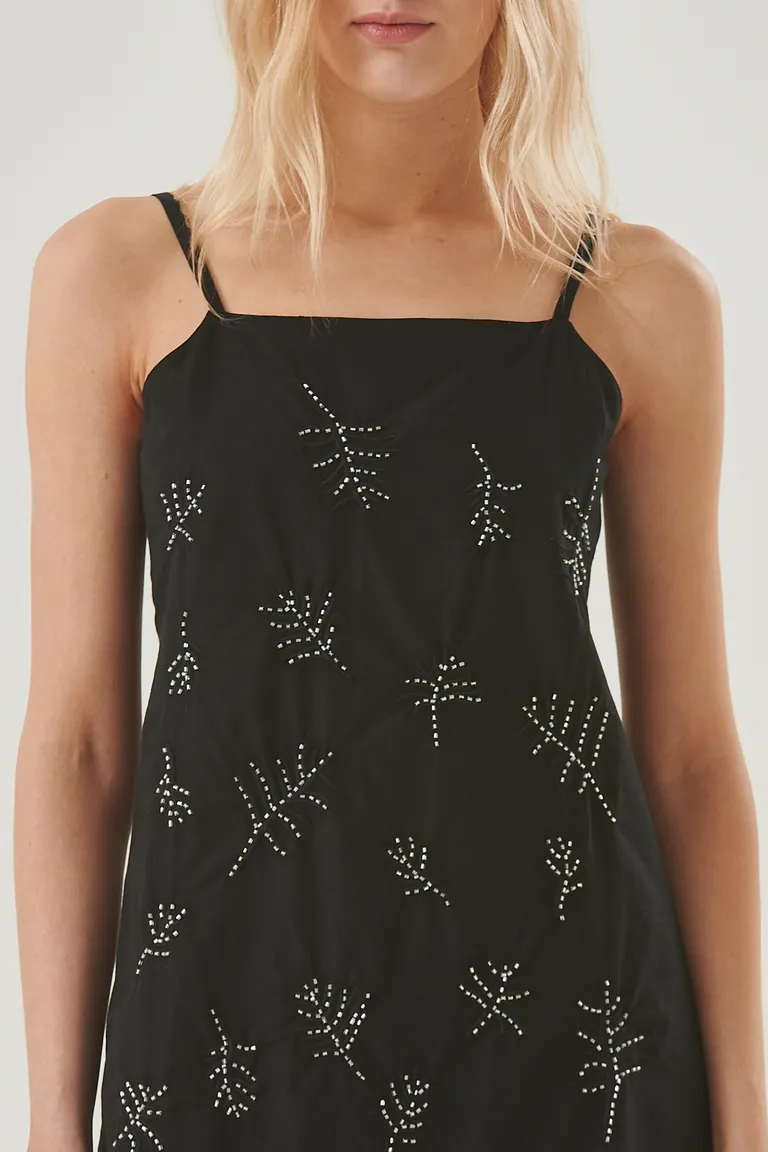 Vestido negro corto y elegante con detalles estampados para mujer de Sweet en Vestidos para argentina