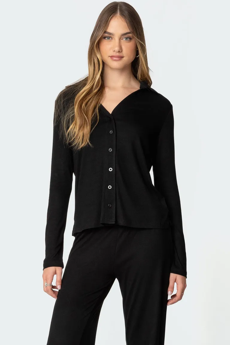 Top con botones justina de Edikted en Camisas para argentina