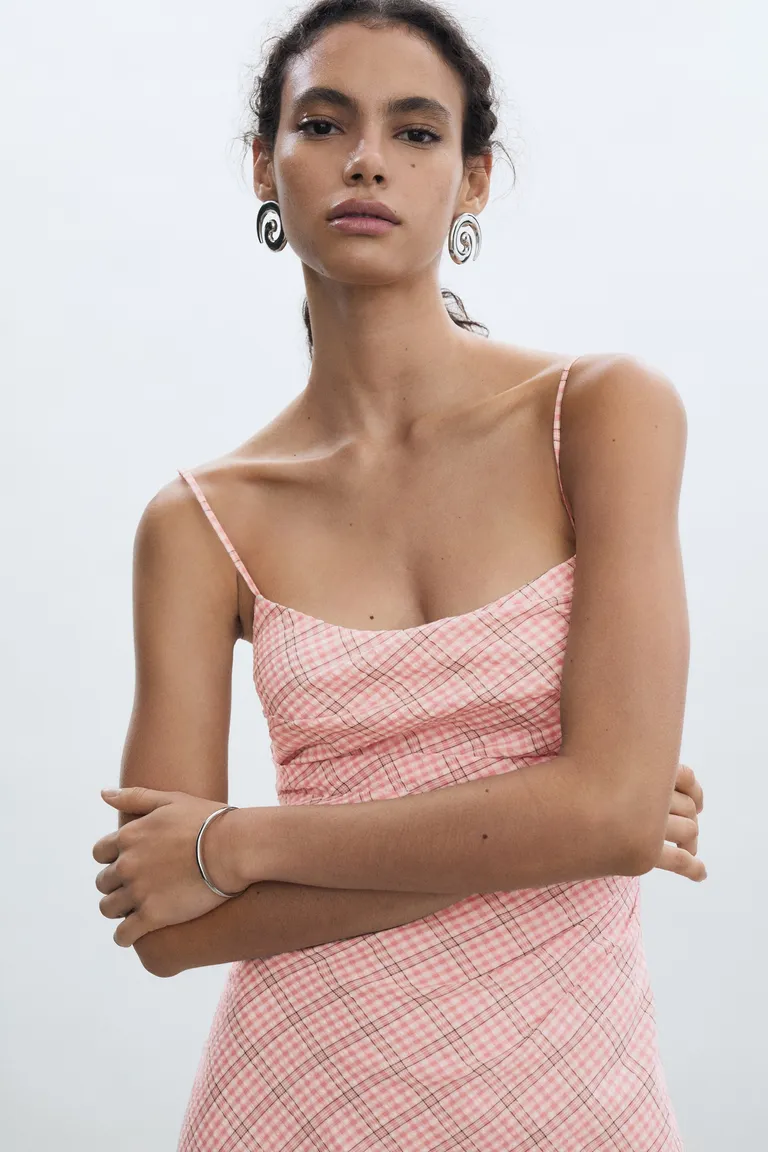 Vestido midi estampado cuadros de Mango en Vestidos para argentina