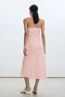 Vestido midi estampado cuadros de Mango en Vestidos para argentina