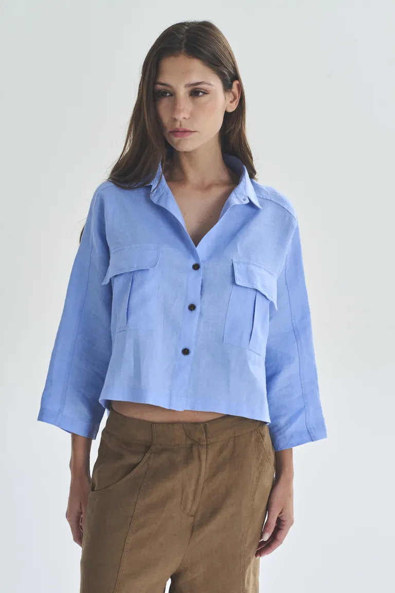 Camisa manga larga de diseño clásico y silueta cómoda para mujer de Akiabara en Camisas para argentina