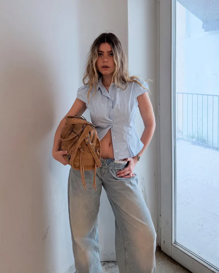 Jeans baggy barrel de Bershka en Pantalones para argentina