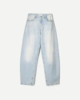 Jeans baggy barrel de Bershka en Pantalones para argentina