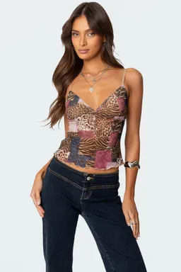 Musculosa mesh estampado animal de Edikted en Tops para argentina