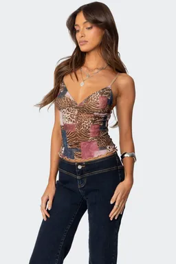 Musculosa mesh estampado animal de Edikted en Tops para argentina
