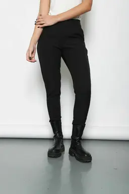 Pantalon crep sastrero de Leonax en Pantalones para argentina