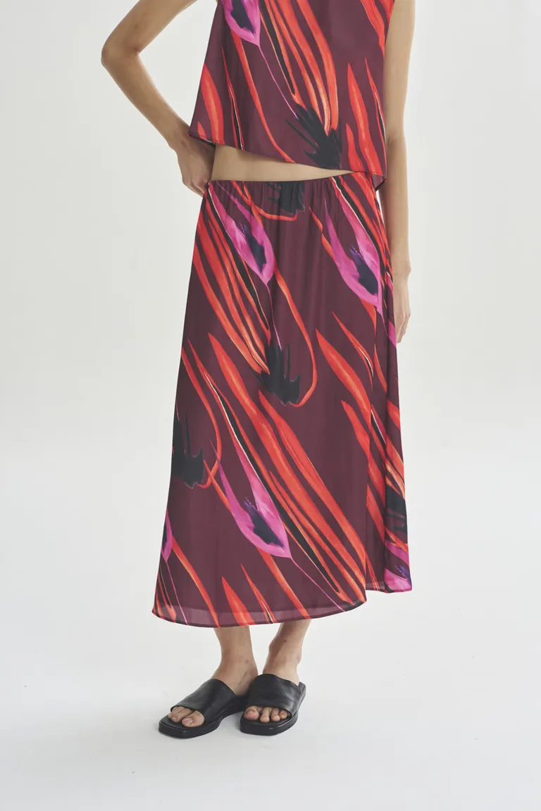 Falda midi con estampado abstracto en rojo y negro para mujer de Akiabara en Faldas para argentina