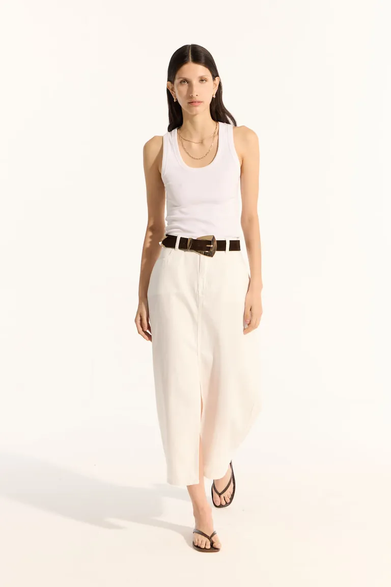 Falda de tiro medio, recta y amplia, con acabado similar al denim de Portsaid en Faldas para argentina