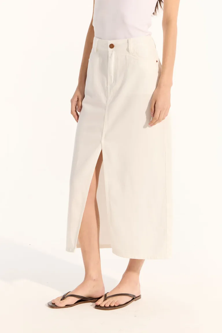 Falda de tiro medio, recta y amplia, con acabado similar al denim de Portsaid en Faldas para argentina