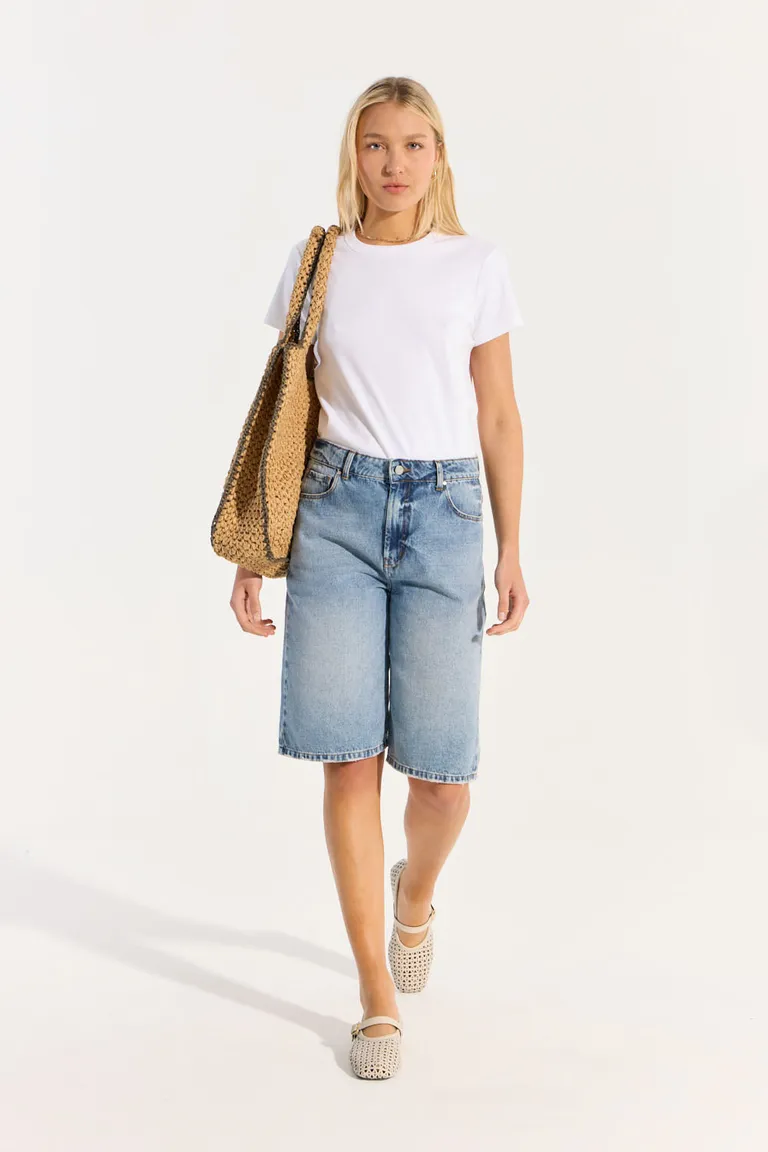 Bermudas de mezclilla 100% algodón con 5 bolsillos y altura media para un look casual y femenino de Portsaid en Shorts para argentina
