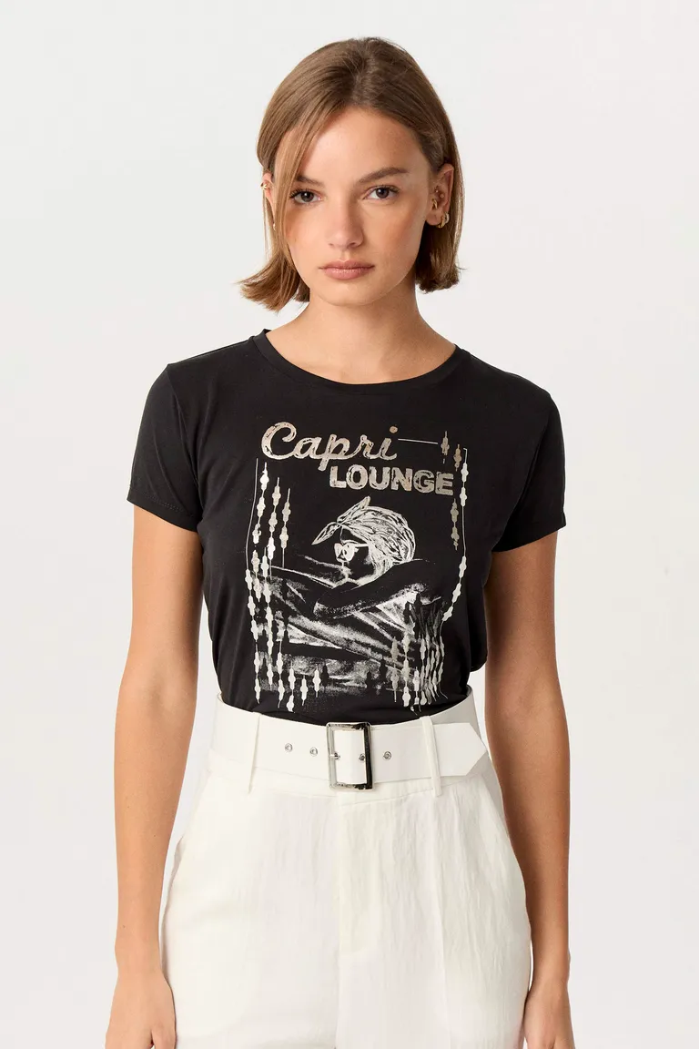 Remera de cupro de corte ajustado con estampado central de detalles metálicos de Markova en Remeras para argentina