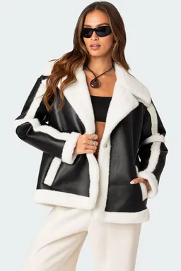 Rocki chaqueta shearling cuero sintético oversize de Edikted en Chaquetas para argentina