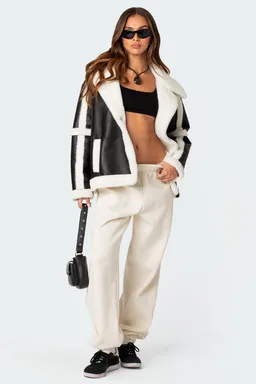 Rocki chaqueta shearling cuero sintético oversize de Edikted en Chaquetas para argentina