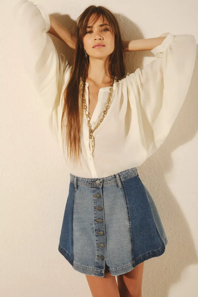 Falda de tiro alto en denim con recortes y botones a la vista de Rapsodia en Faldas para argentina