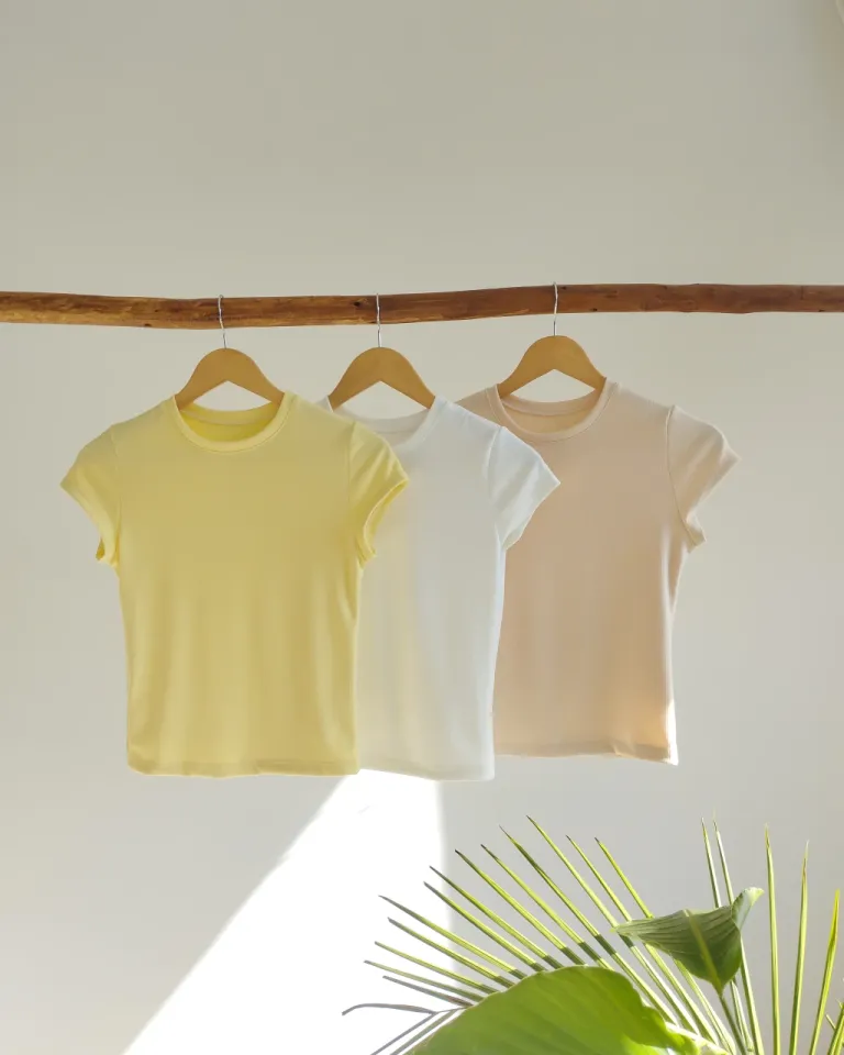 Remera básica de cuello redondo en tela Morley vintage, disponible en tallas M y L de Lemmon en Remeras para argentina